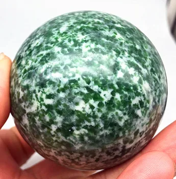 300-350 gramów naturalnego kryształu kwarcowego porostów zielona kula strona dekoracyjne meble